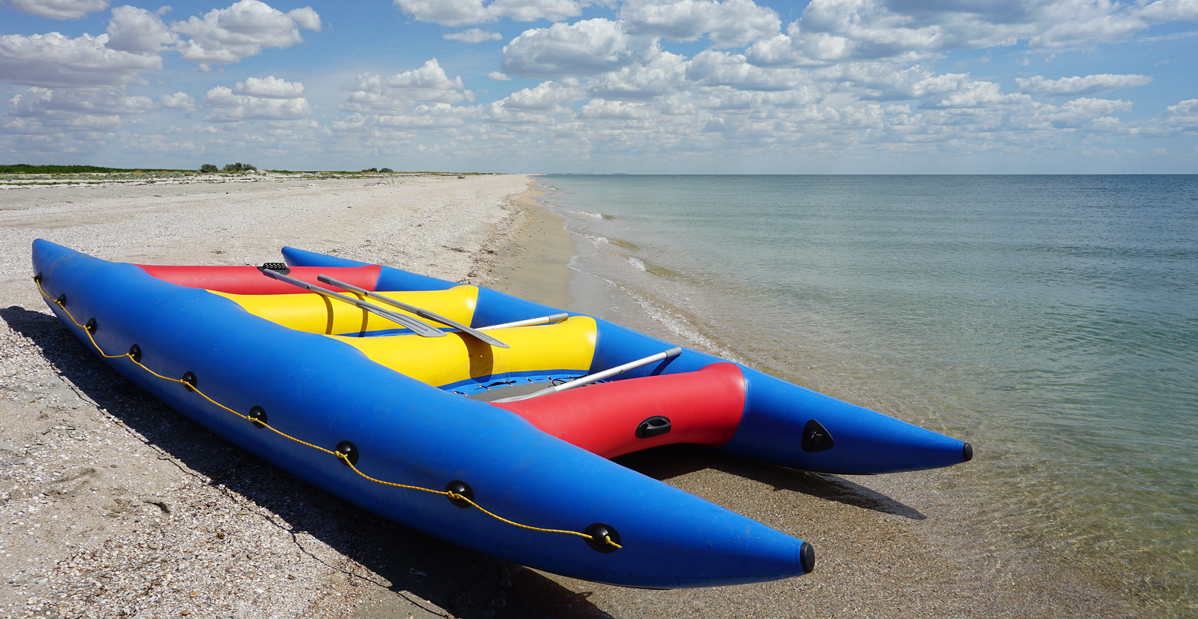 Fully inflatable сatamaran